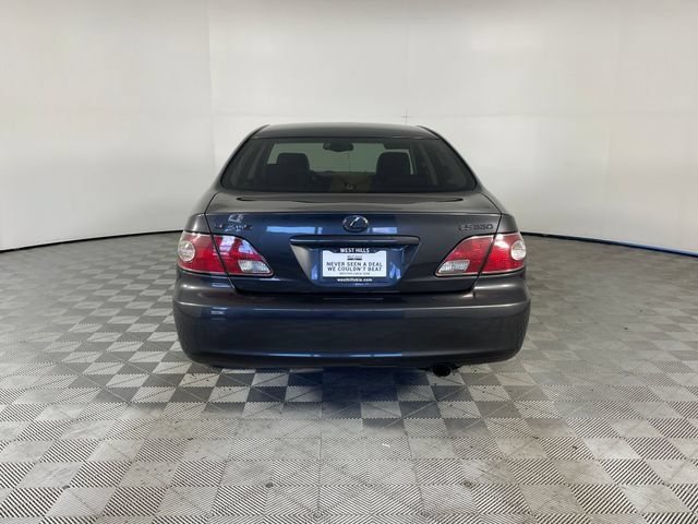 Used 2004 Lexus ES 330 FWD image 24
