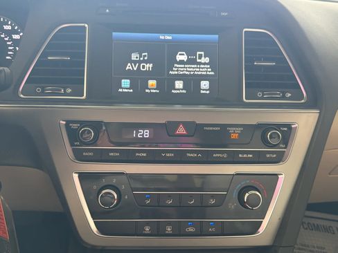Used 2017 Hyundai Sonata Sport FWD image 40