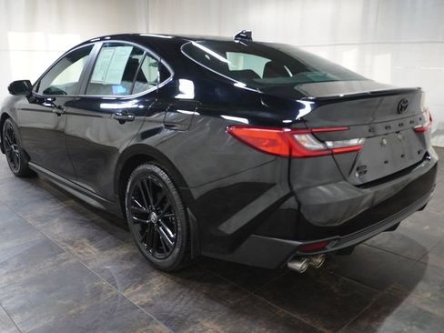 Certified 2025 Toyota Camry SE image 8