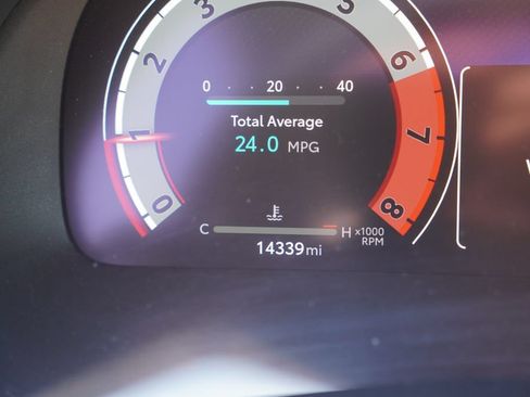 Used 2025 Toyota Highlander XSE AWD/4WD image 8