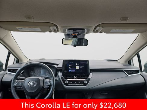 Used 2025 Toyota Corolla LE FWD image 21