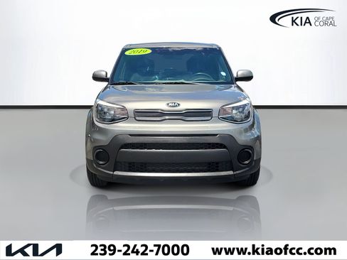 Used 2019 Kia Soul w/ Convenience Package FWD image 2
