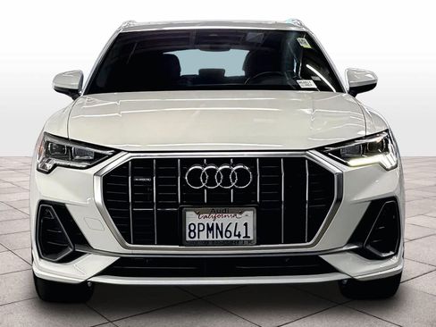Used 2020 Audi Q3 2.0T Premium Plus w/ Premium Plus Package AWD/4WD image 3