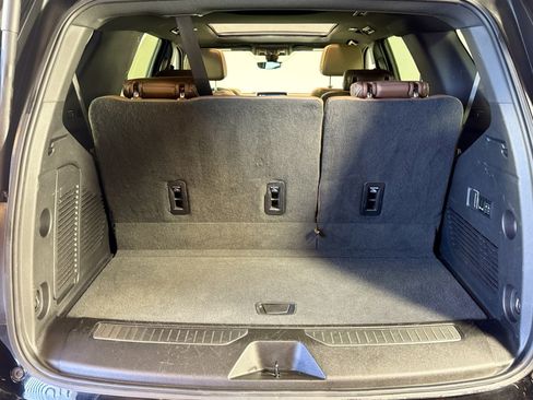 Used 2022 Chevrolet Tahoe High Country image 26