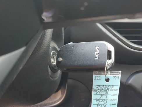 Certified 2023 Kia Forte LXS w/ LXS Technology Package FWD image 26