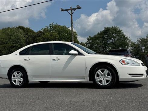 Used 2009 Chevrolet Impala LS FWD image 5