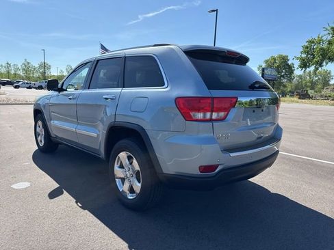 Used 2012 Jeep Grand Cherokee Limited AWD/4WD image 3