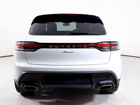 New 2026 Porsche Macan image 33