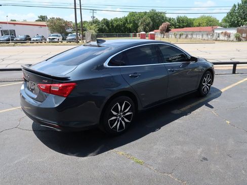 Used 2021 Chevrolet Malibu RS FWD image 4