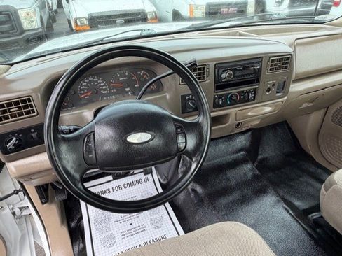 Used 2002 Ford F350 XL image 12