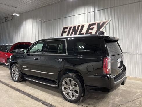 Used 2016 GMC Yukon Denali AWD/4WD image 10
