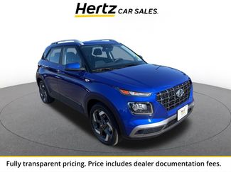 Used 2025 Hyundai Venue SEL FWD video 1