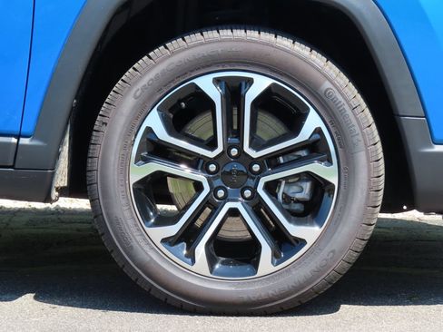 Used 2024 Jeep Compass Limited AWD/4WD image 15