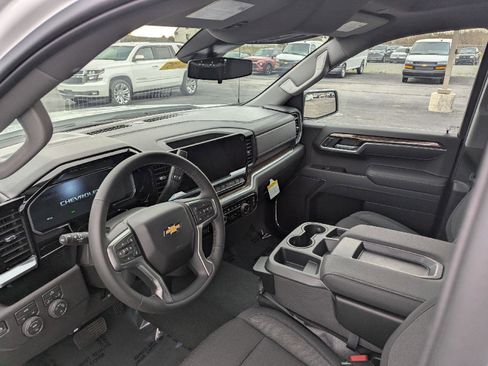 New 2026 Chevrolet Silverado 1500 LT image 19
