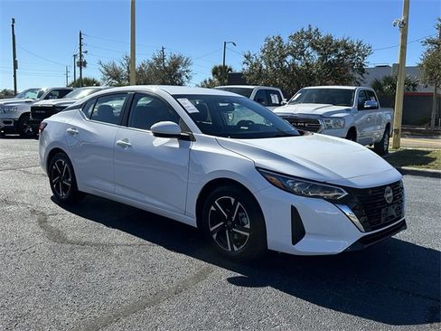 Used 2024 Nissan Sentra SV image 8