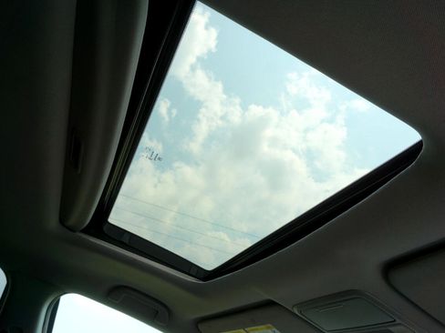 Used 2022 Honda Pilot EX-L image 25