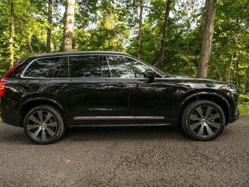 Used 2025 Volvo XC90 B6 Ultra w/ Lounge Package AWD/4WD image 2
