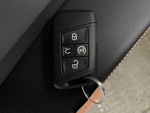 New 2026 Volkswagen Jetta SE image 29