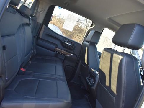 Certified 2021 Chevrolet Silverado 1500 LT Trail Boss w/ Convenience Package II image 17