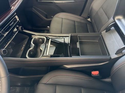 Certified 2026 Chevrolet Traverse Z71 image 27