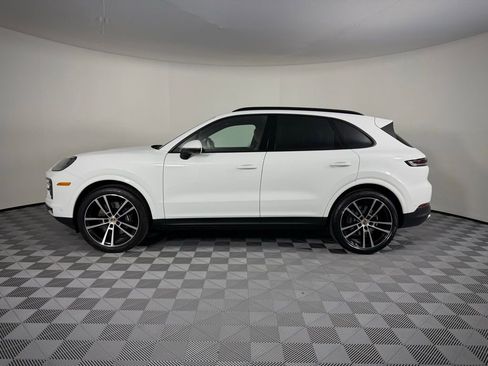 New 2026 Porsche Cayenne image 2