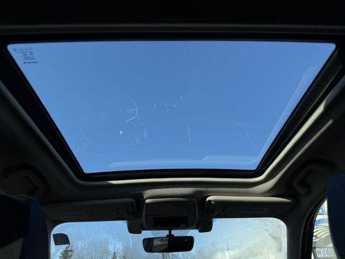 Used 2021 Subaru Forester Limited image 26