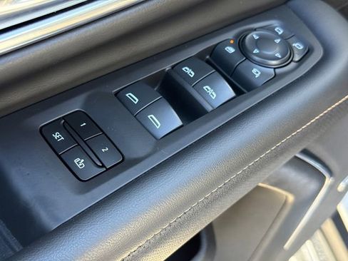 Used 2024 GMC Yukon AT4 w/ AT4 Premium Package AWD/4WD image 20