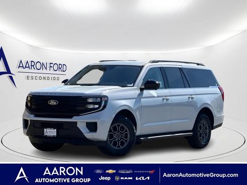 Used 2025 Ford Expedition Max Active AWD/4WD image 1