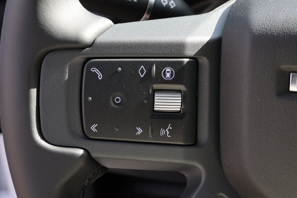 New 2026 Land Rover Defender 110 S AWD/4WD image 16