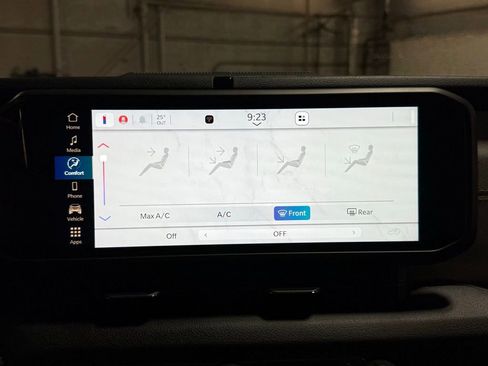 Used 2025 Jeep Wrangler Sport image 26