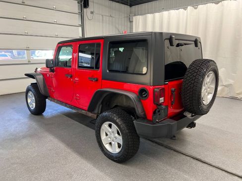 Used 2018 Jeep Wrangler Unlimited Sport S AWD/4WD image 6