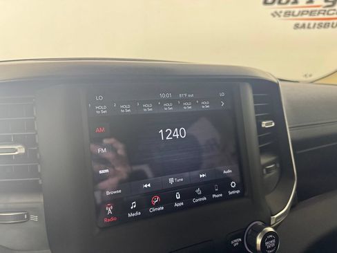 Used 2021 RAM 1500 Laramie AWD/4WD image 19