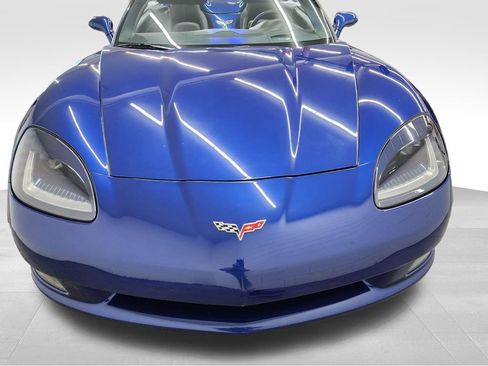 Used 2005 Chevrolet Corvette Convertible w/ Preferred Equipment Group RWD image 26