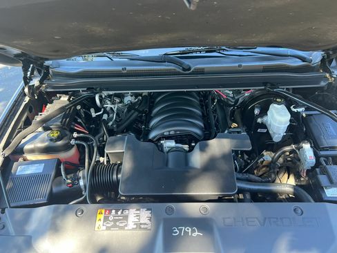 Used 2017 Chevrolet Tahoe 2WD image 12