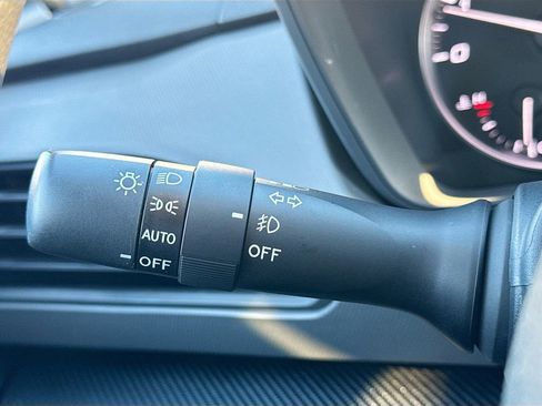 Certified 2025 Subaru Crosstrek 2.5i Limited w/ Crosstrek Mirror Package image 16