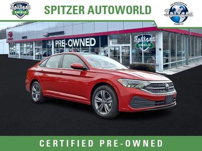 Used 2024 Volkswagen Jetta SE w/ Panoramic Sunroof Package