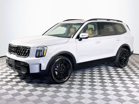 Used 2025 Kia Telluride EX X-Line AWD/4WD image 4