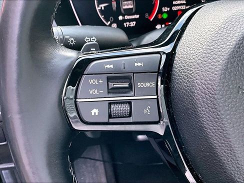 Used 2024 Honda Civic Sport image 11