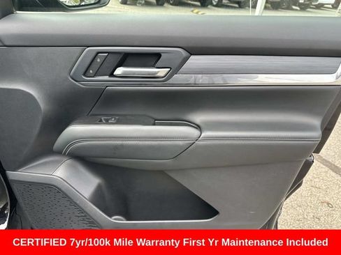Used 2025 GMC Terrain Elevation AWD/4WD image 9