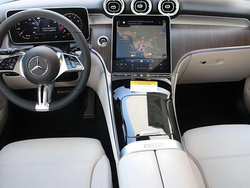 Certified 2026 Mercedes-Benz GLC 300 image 16