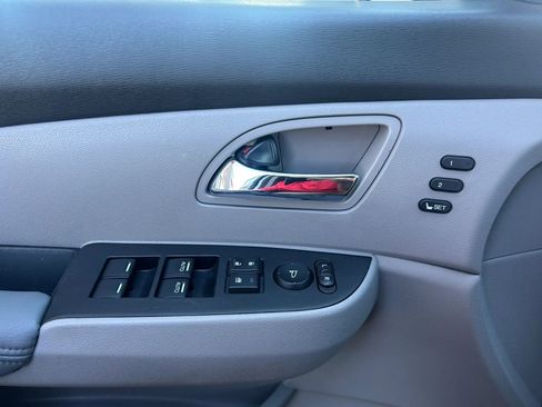 Used 2014 Honda Odyssey Touring image 12
