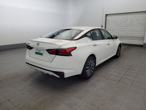 Used 2025 Nissan Altima 2.5 SV FWD image 9