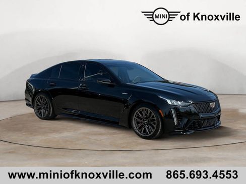 Used 2022 Cadillac CT5 V Blackwing w/ Parking Package RWD image 1