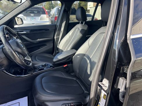 Used 2016 BMW X1 xDrive28i image 10