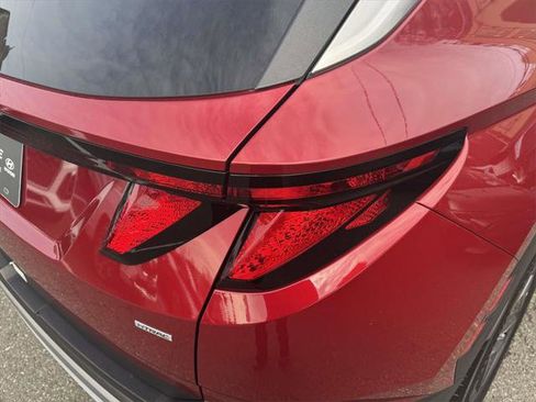 Certified 2025 Hyundai Tucson SEL image 9