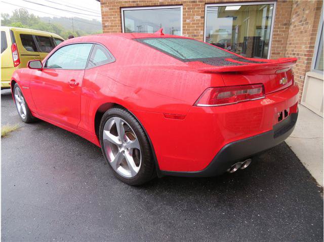 Used 2014 Chevrolet Camaro SS w/ RS Package RWD image 2