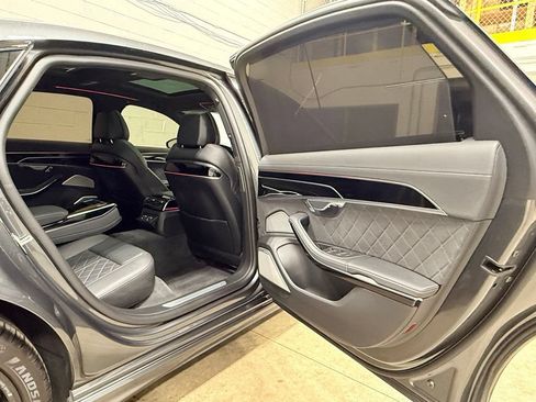 Used 2023 Audi S8 AWD/4WD image 45