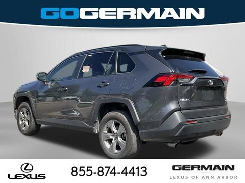 Used 2025 Toyota RAV4 XLE AWD/4WD image 5