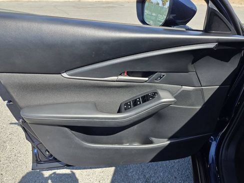 Used 2022 MAZDA CX-30 AWD 2.5 S image 16