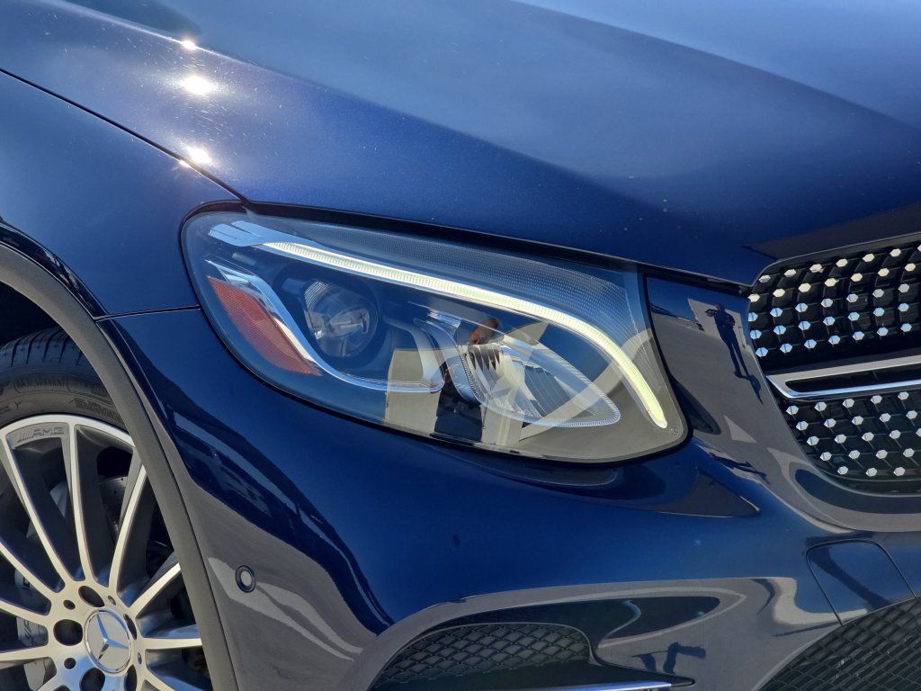 Used 2019 Mercedes-Benz GLC 43 AMG 4MATIC Coupe image 35
